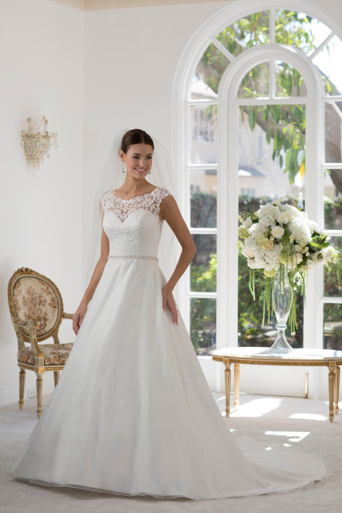 Robe de mariée - Venus Bridal - PA9231