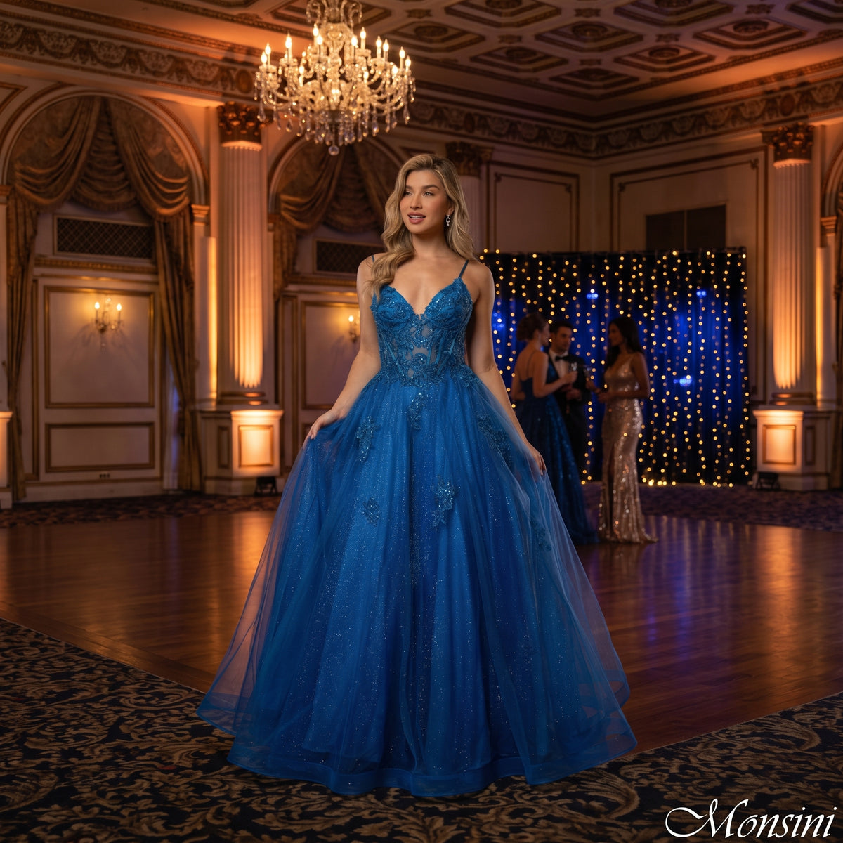 Robe de bal longue style princesse avec bustier corset brodé et jupe volumineuse en tulle scintillant