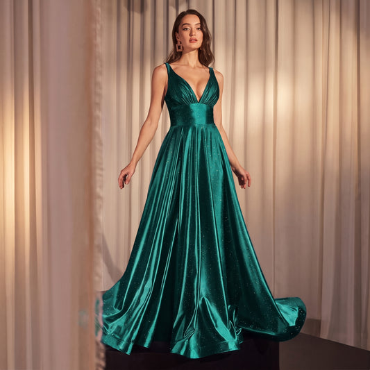 Robe de bal longue évasée en tissu fluide scintillant avec décolleté en V plongeant et large ceinture ajustée